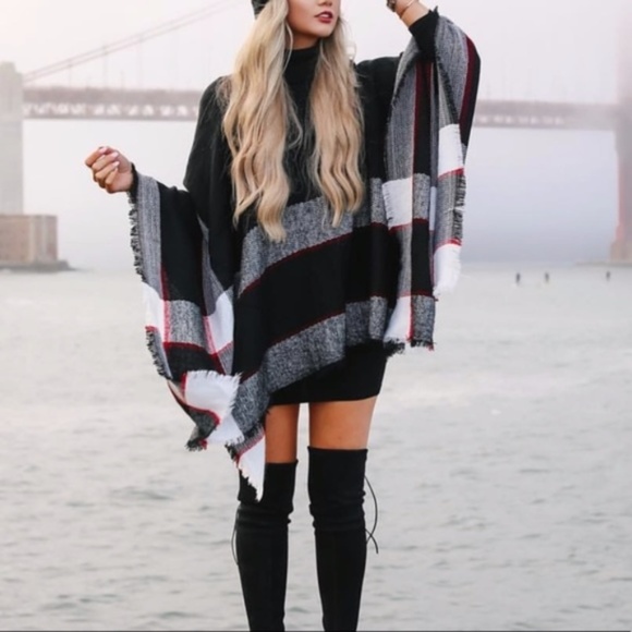 PLAID TURTLENECK PONCHO-LAST ONE ☝️ - Picture 2 of 6